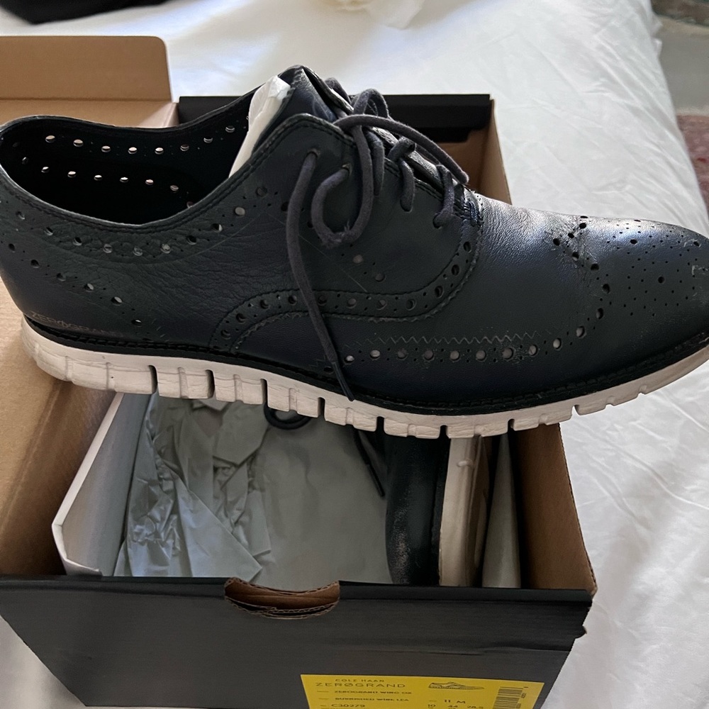 Cole Haan Zerogrand winged oxfords sz 11